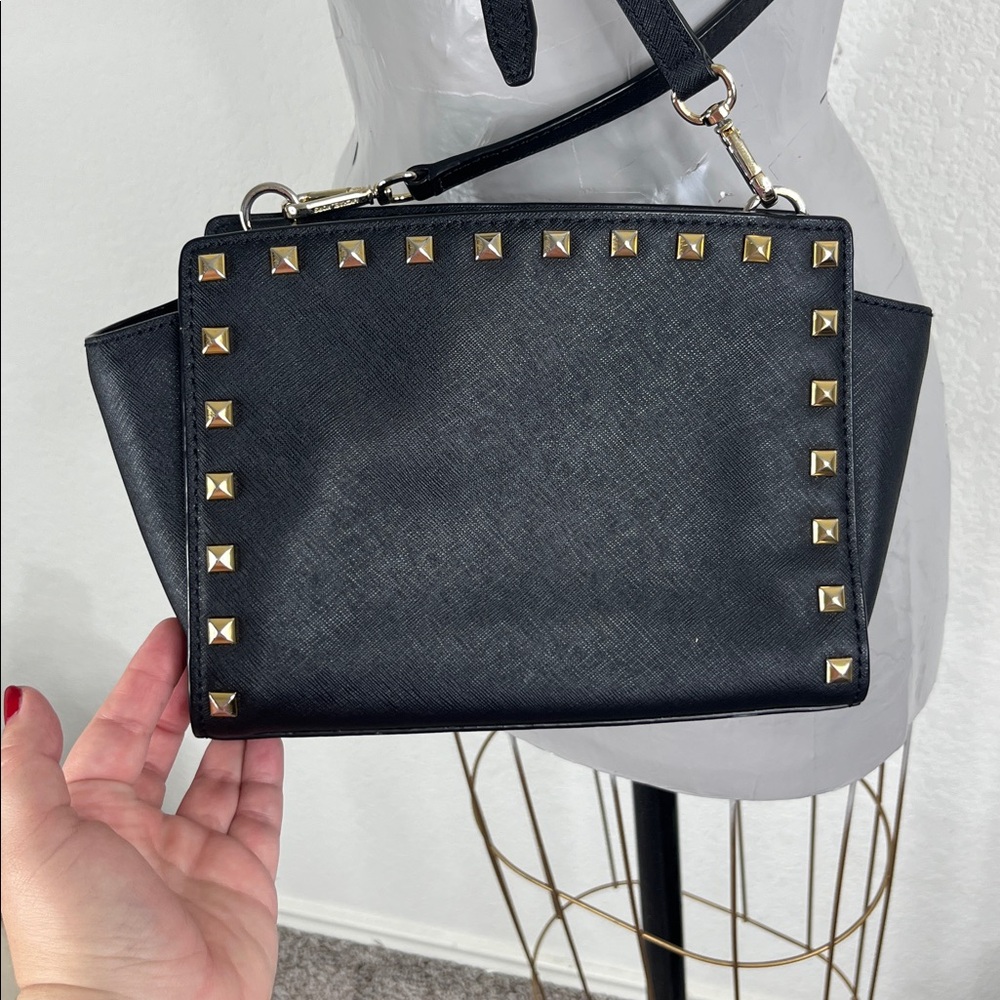 MICHAEL Michael Kors Selma Studded Medium Messenger Crossbody - Picture 6 of 8